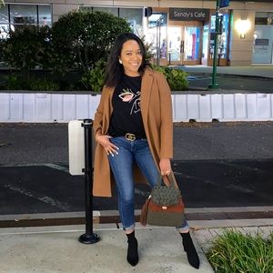 Meet your Posher, Maria